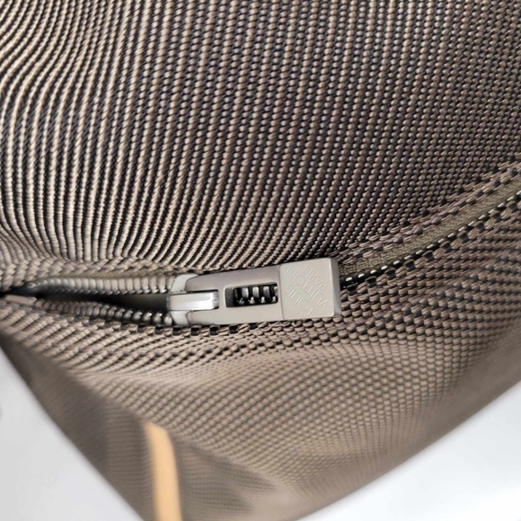 Louis Vuitton Brown Travel Bag - Picture 13 of 14